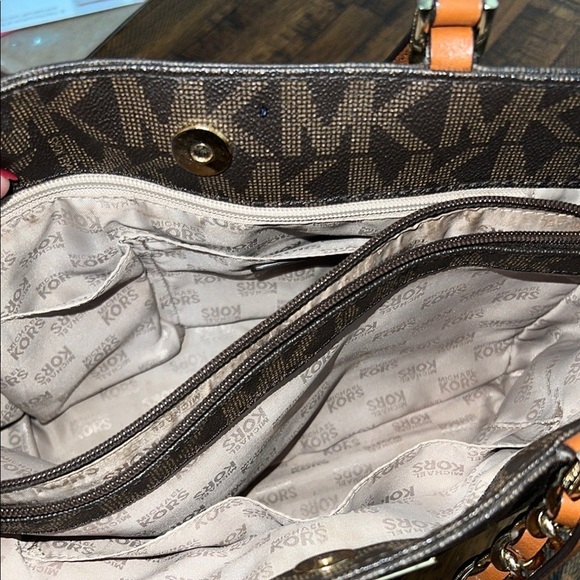 Michael Kors Brown Tote and Wallet Set Hudson brown black - Picture 7 of 16